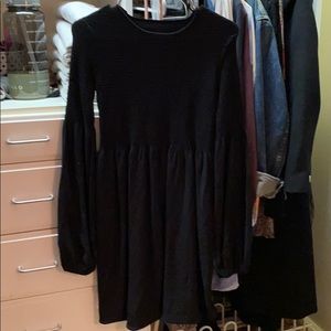 Black long cowbell sleeve dress